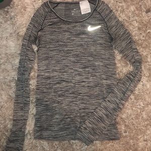 nike dri-fit long sleeve shirt